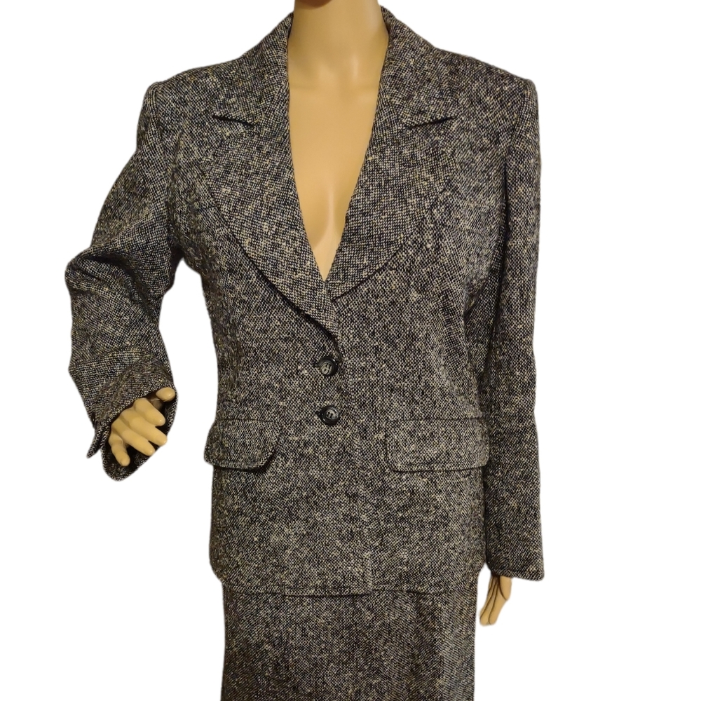 YVES SAINT LAURENT WOOL 2 PIECE DRESS SUIT